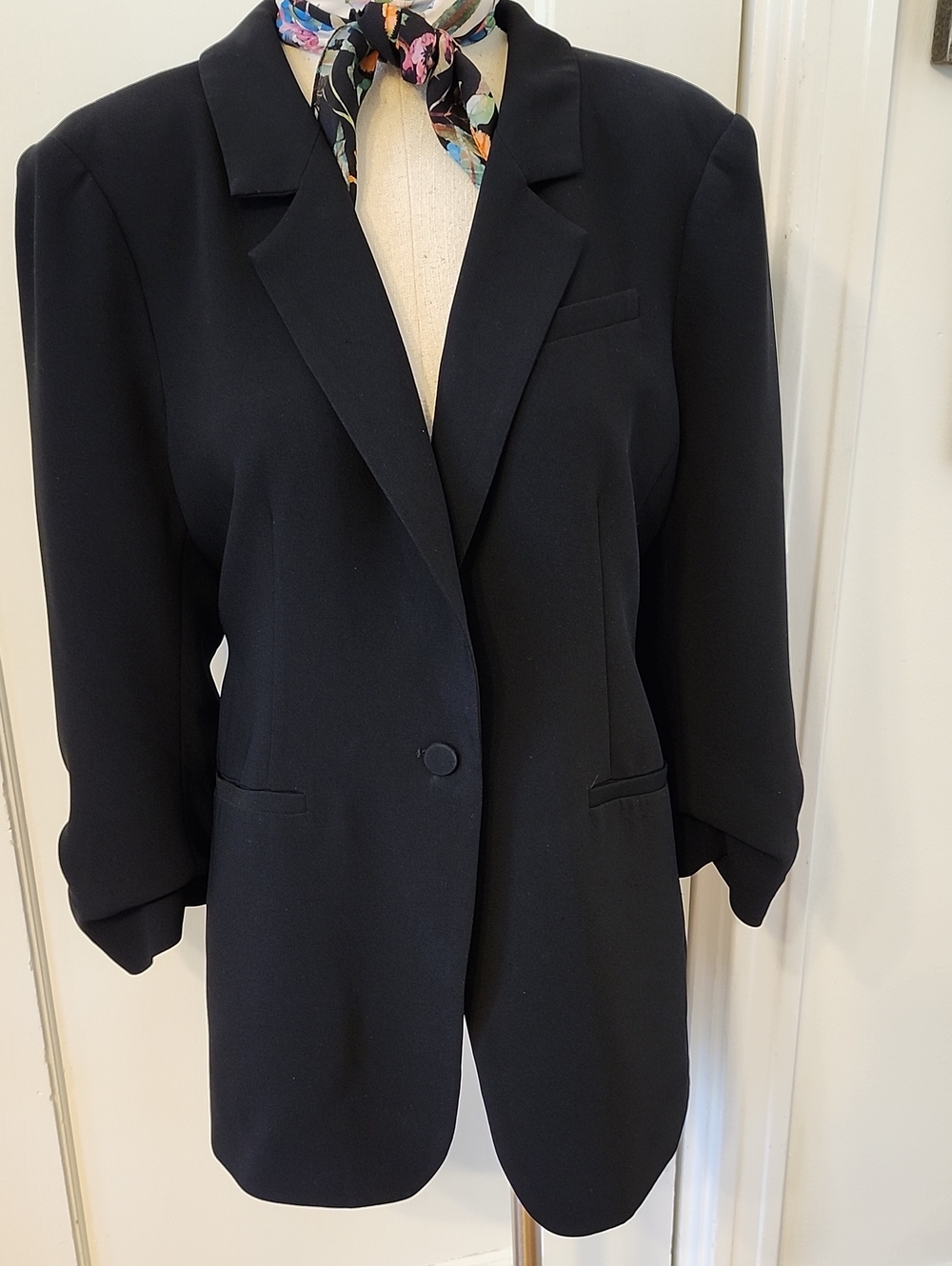 Cinq a Sept Black Crepe Blazer
